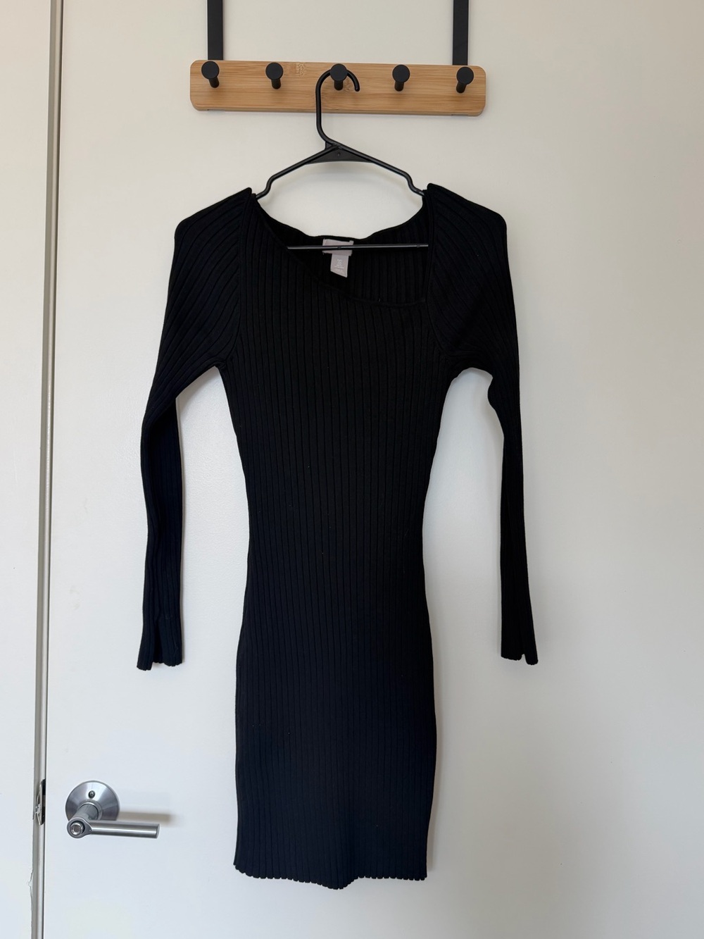 H&M Black Long-Sleeve Ribbed Bodycon Dress